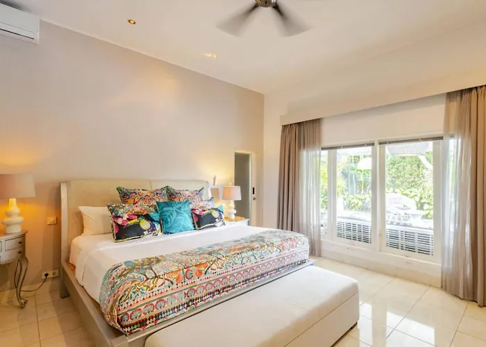 6br Luxe Pool Group Escape Villa Seminyak